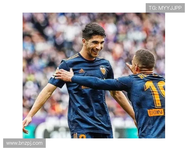 黑马突围与豪门震荡:1516赛季西甲格局演变考