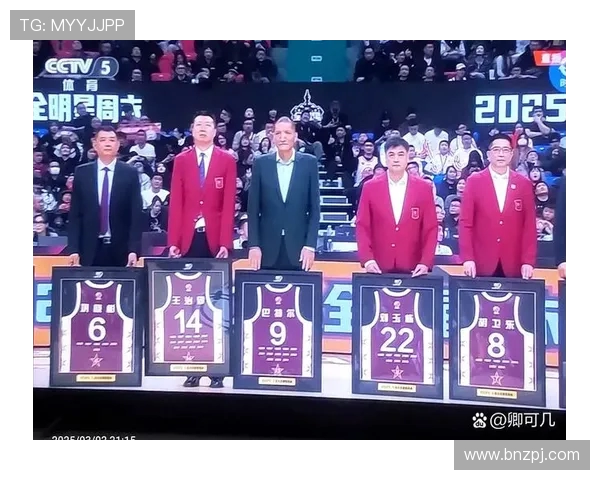 中超足球明星也迷CBA？看球之余的“粉丝行为”