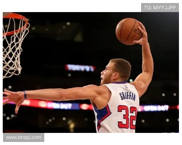 2009年NBA选秀状元格里芬加盟快船开启职业生涯